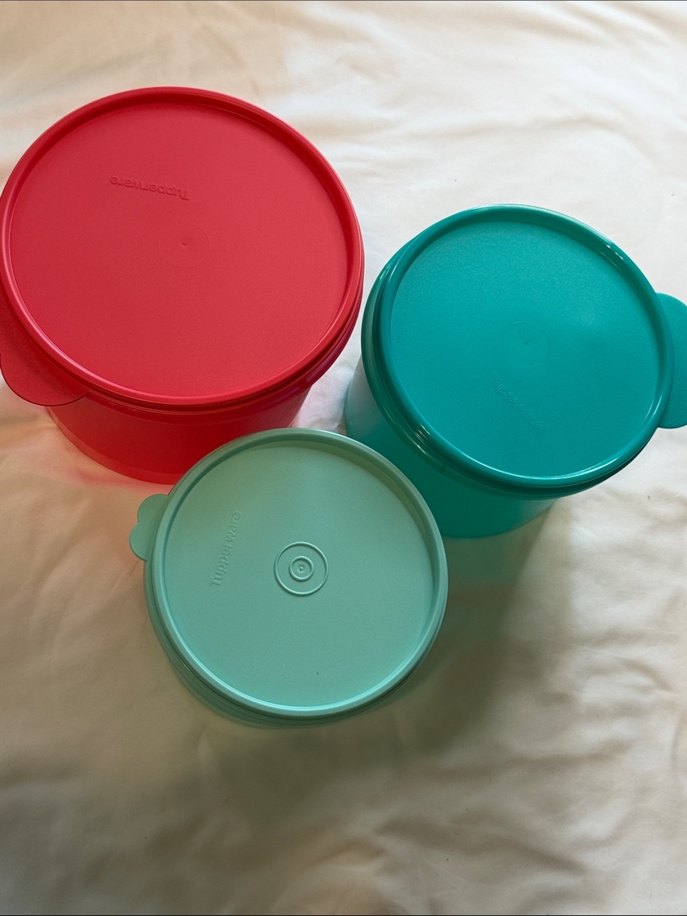 Tupperware Bright Pink and Teal Round Storage Bowls